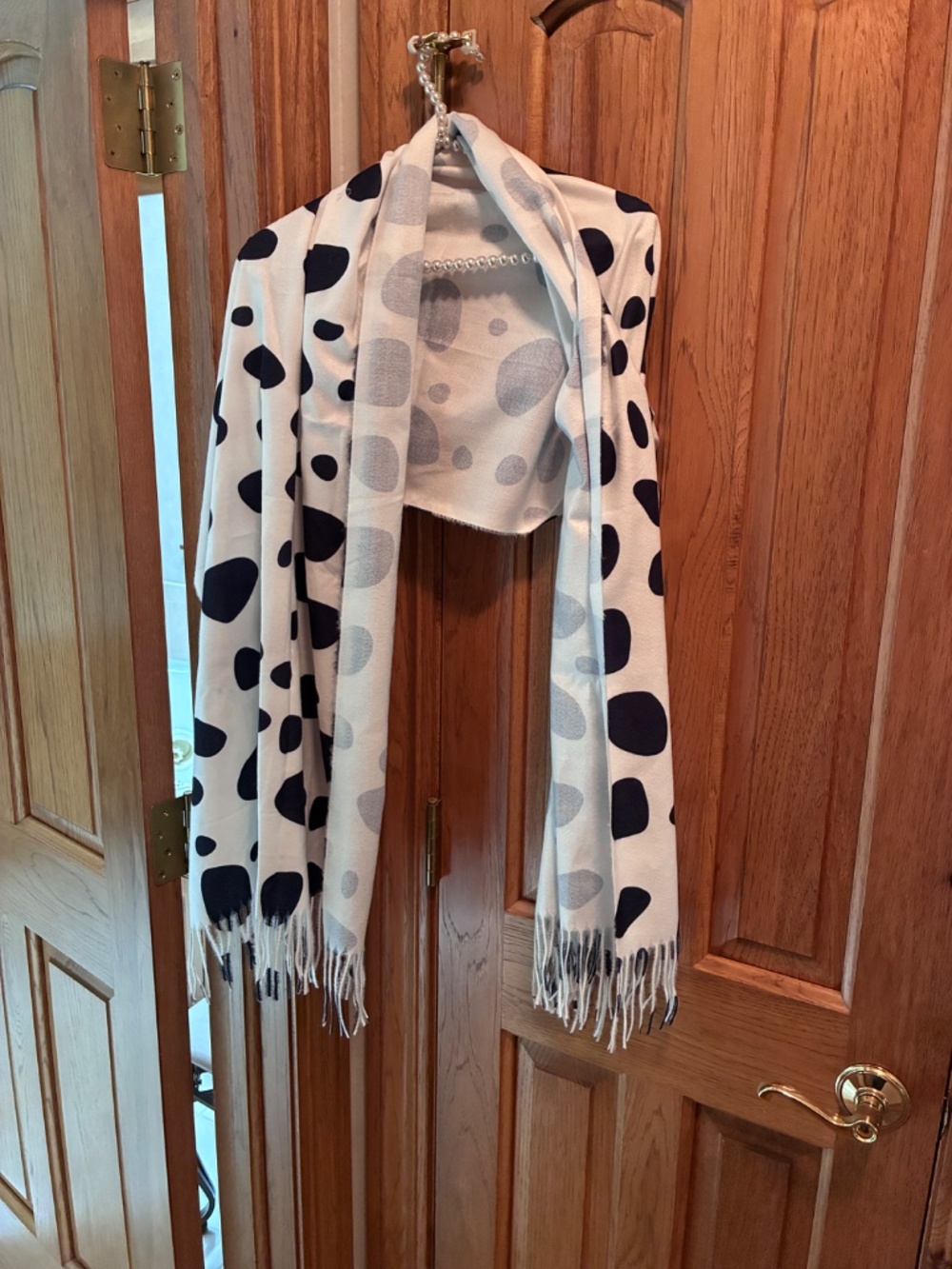 Scarf - Picture 4 of 4